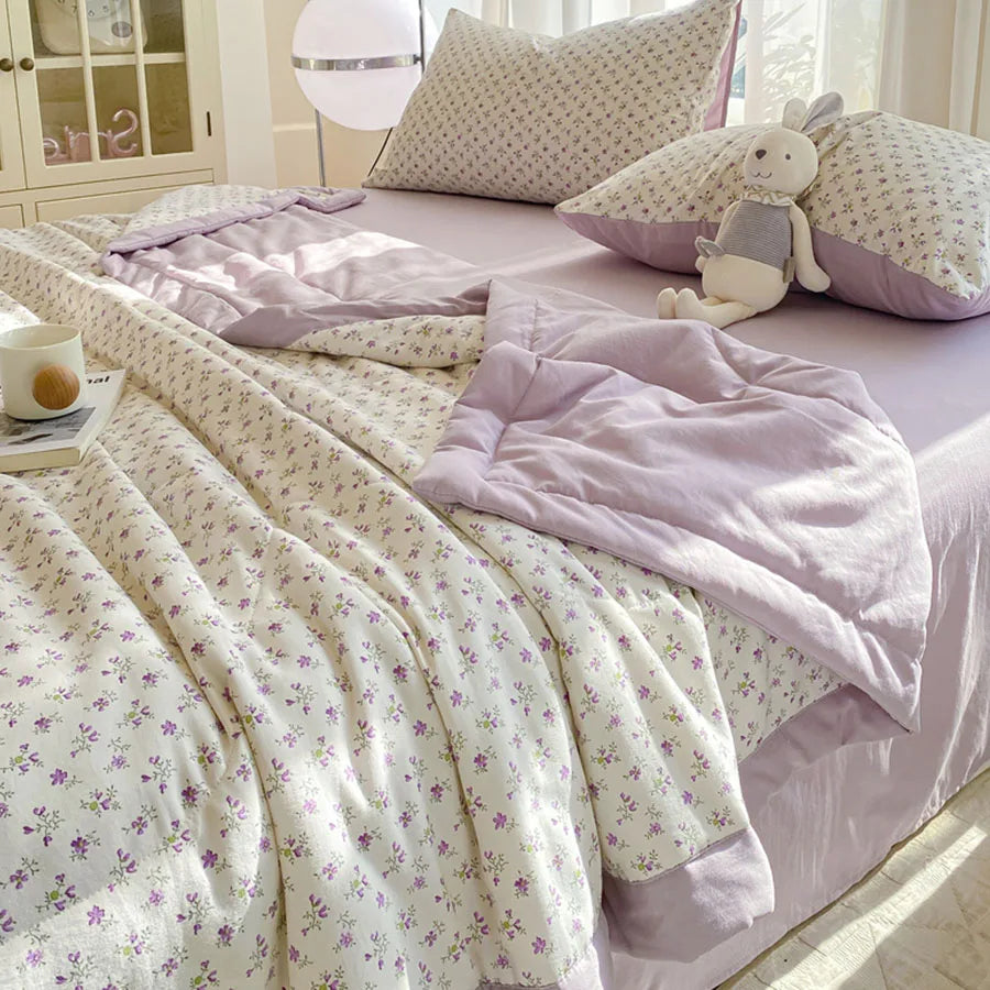 Ultra-Soft Double Gauze Summer Comforter - Breathable Cooling Blanket for Ultimate Comfort, Machine Washable!